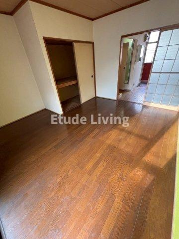 クロノス上福岡の居間・リビング