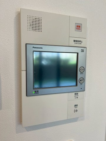 【防犯設備】 | JGMヴェルデ友丘・壱番館 | TVモニタ付ドアホンで安心・安全にお過ごしいただけます