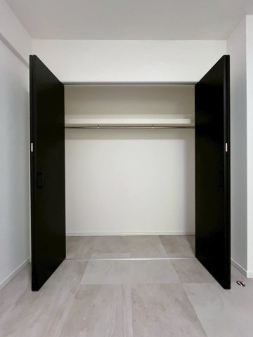 【収納】 | JGMヴェルデ友丘・壱番館 | 収納スペースも設けられているため、居住スペースは広くお使いいただけます