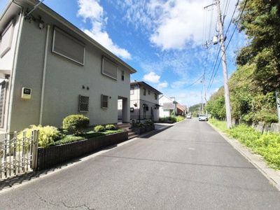 【前面道路含む現地写真】 | 日吉町胡麻猫鼻　イングランドヒルズ　一戸建