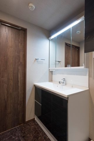 レジディア六本木檜町公園の独立洗面台