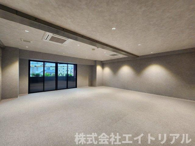 Lausanneの内装