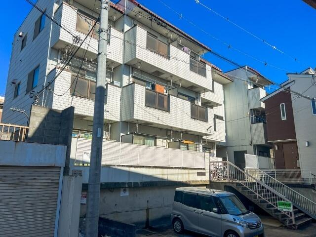伊勢原市桜台2丁目のマンションの画像
