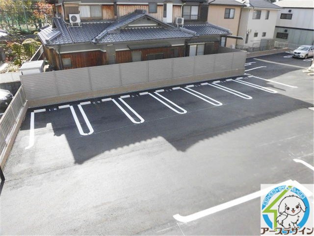 サンヒルズ・ラフォーレⅡの駐車場|パース写真