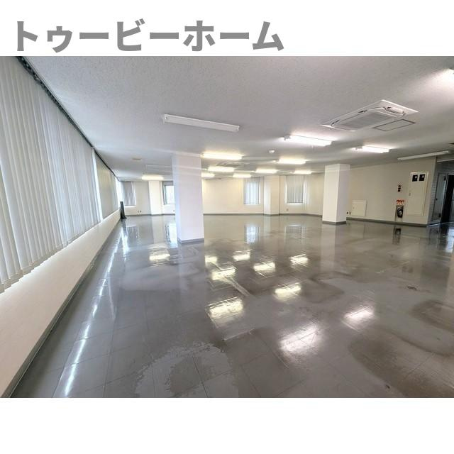 飯栄商事ビルの内装|中はこのようになっています