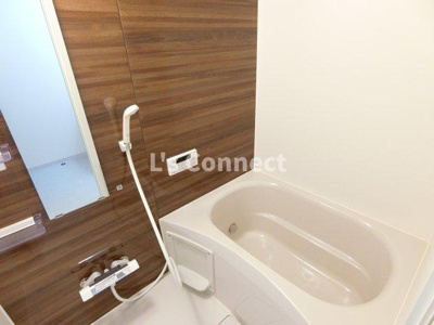 【浴室】 | サンパークⅢ | 追焚き、浴室乾燥付きのお風呂。