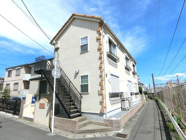 千葉市花見川区花園2丁目のアパートの画像