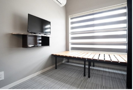 MG LUXURY SASAZUKAの居間・リビング