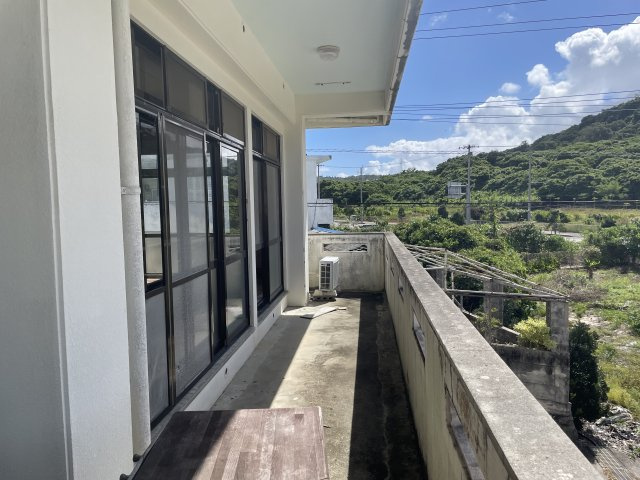 糸満市字糸満中古戸建のバルコニー