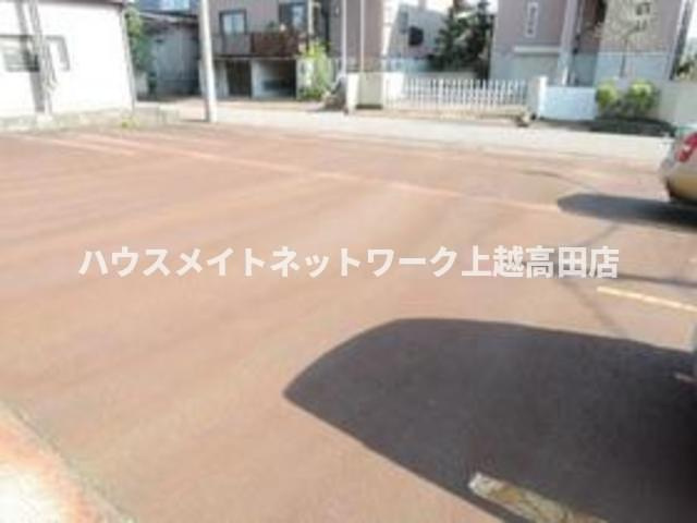 クレストフォルム北城の駐車場|駐車場