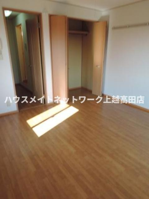 クレストフォルム北城の収納|クローゼット