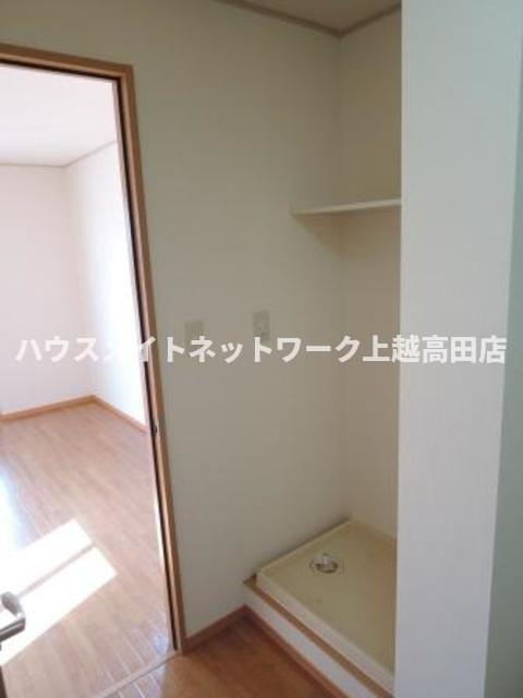 クレストフォルム北城のその他|洗濯機置場