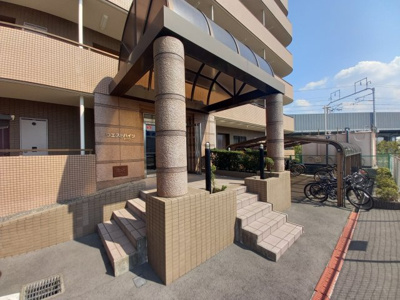 【エントランス】 | ウエストハイツトニワン