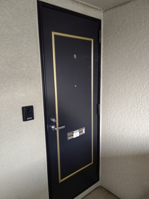 プレジール清音　A棟のエントランス