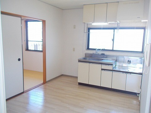 プレジール清音　A棟の居間・リビング