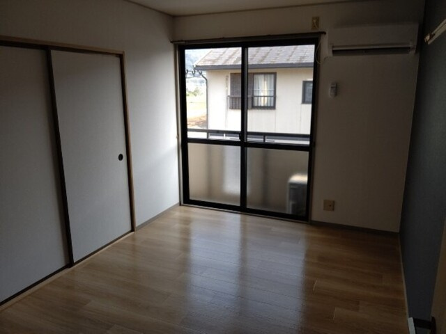 プレジール清音　A棟の内装|洋室（エアコン付き）