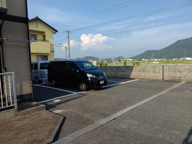 プレジール清音　A棟の駐車場|駐車場