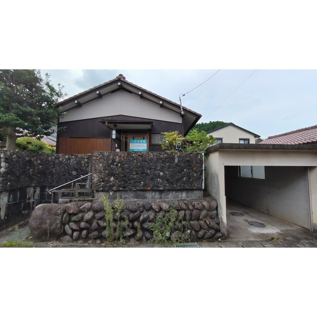 岐阜市三田洞東５丁目の一戸建て