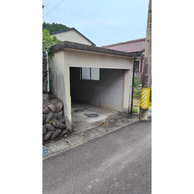 岐阜市三田洞東５丁目の一戸建ての駐車場