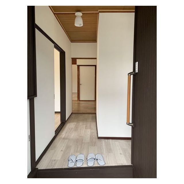 岐阜市三田洞東５丁目の一戸建ての玄関