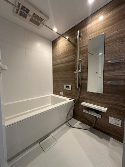 【浴室】 | ロイヤルメドゥ香里園タワー
