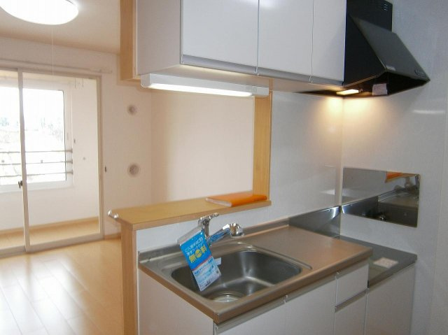 宮の杜のキッチン|コンパクトなキッチンで掃除もラクラク