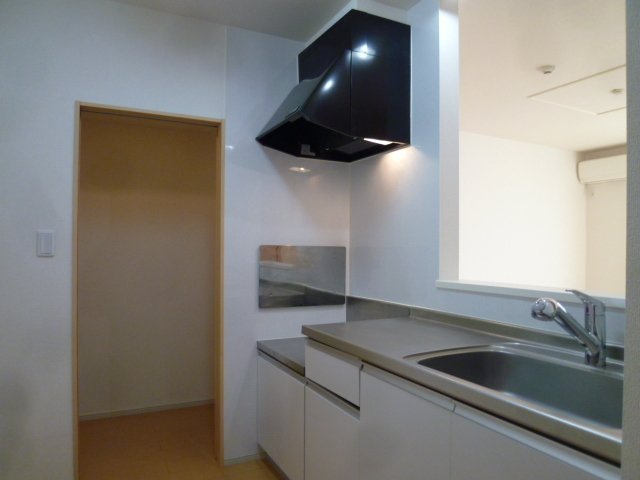 メゾン・アイリスのキッチン|きれいなキッチンです