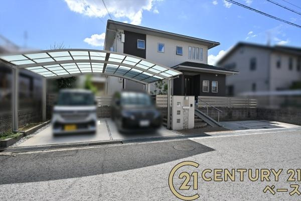 北葛城郡上牧町桜ケ丘２丁目の中古一戸建の駐車場|■現地撮影写真■駐車スペース３台分完備！
