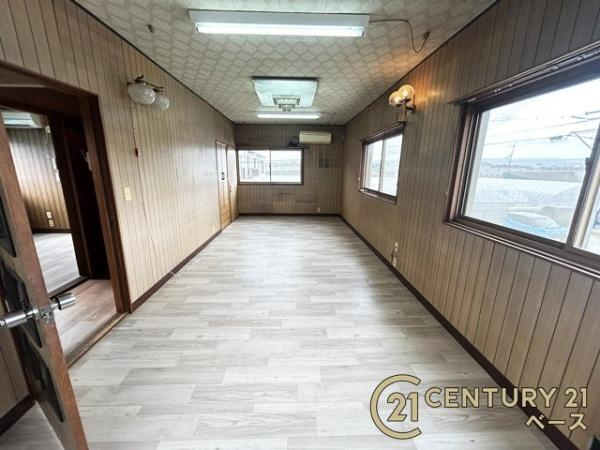 北葛城郡広陵町弁財天　一戸建の洋室|■日当たりのよい明るい雰囲気の洋室です！