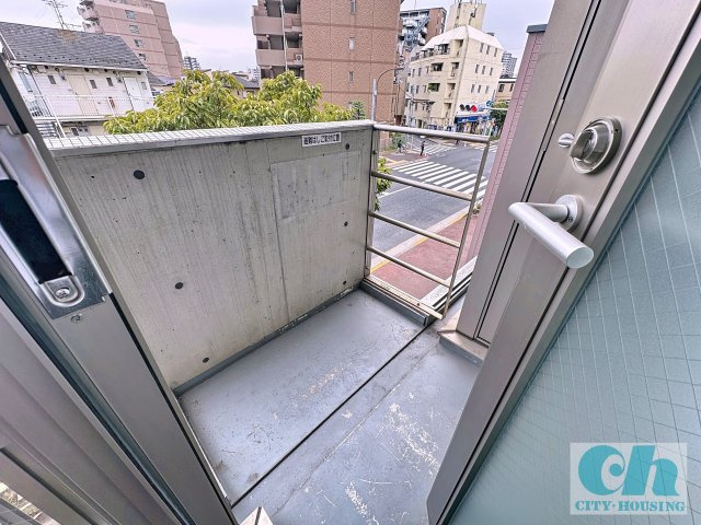 A・S ビル 306号室のバルコニー