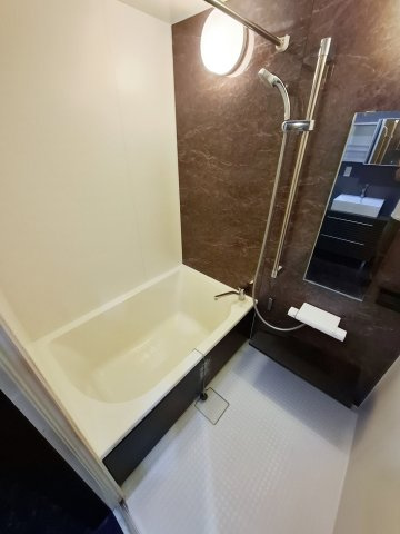 CoLaBo西宮中央の浴室