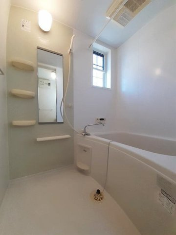 サンフラワーＣの浴室|コンパクトで使いやすいお風呂です