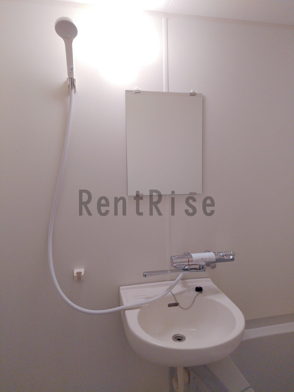 ウエストビレッジマーサの洗面所