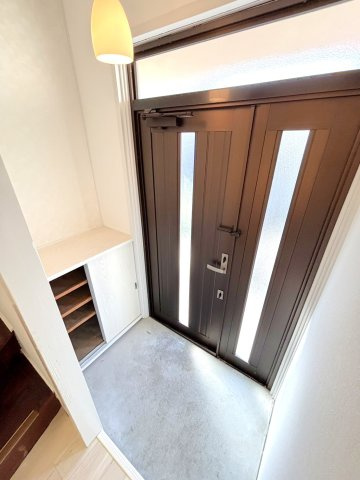 矢野西3丁目戸建の玄関