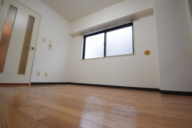 ドミトリーゴコーの内装