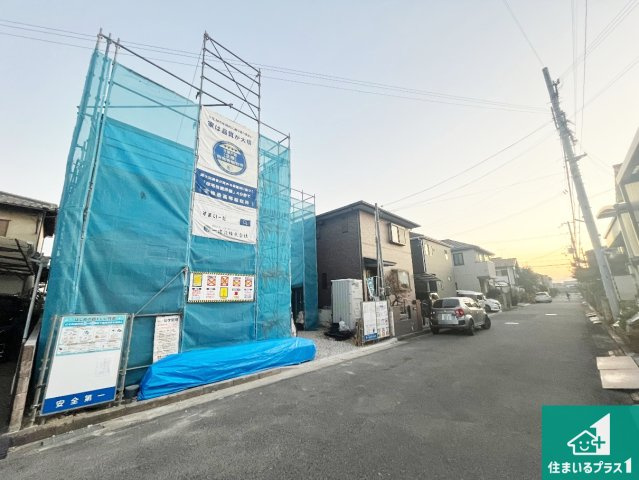 加古川市東神吉町神吉　第10期　新築一戸建ての前面道路含む現地写真|周辺は落ち着いた街並みの住宅地！子育てがしやすい住環境です！まだ未完成ですが、現地でしかわからない事もございます。是非一度ご覧ください。