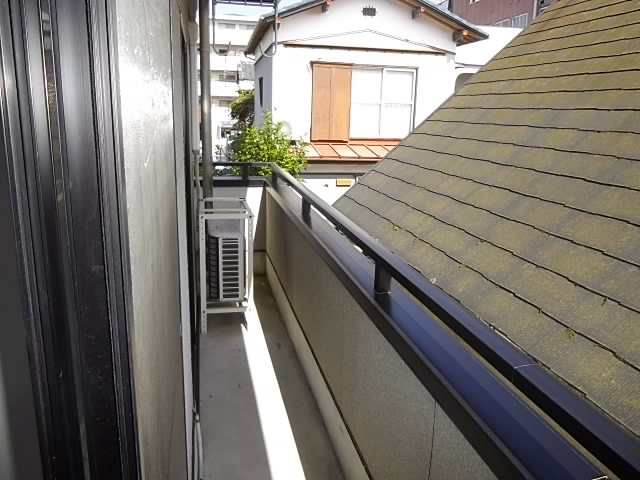 エフケーハイツ市川のバルコニー