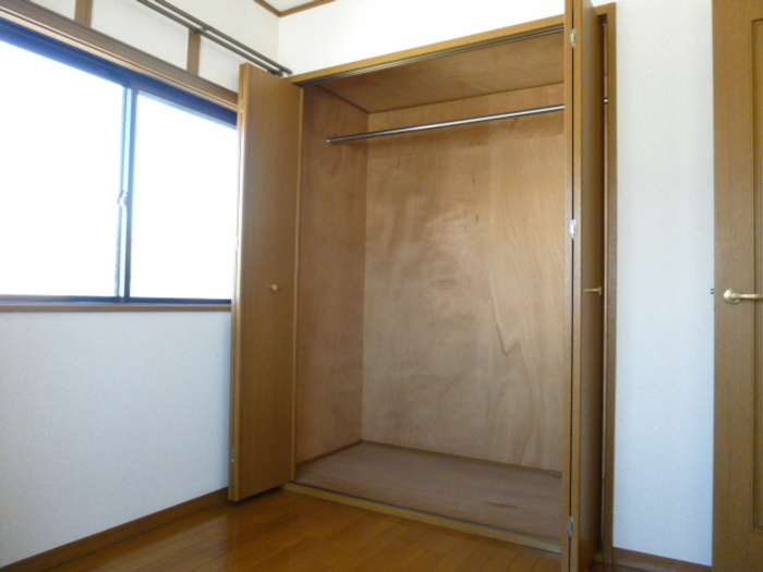 エフケーハイツ市川の収納