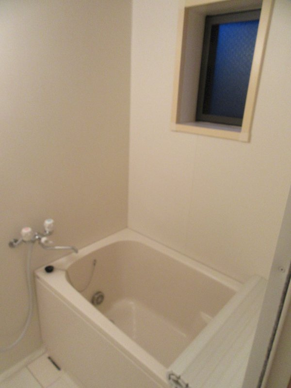 NEO・URBAN国立の浴室