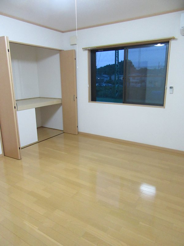 NEO・URBAN国立の居間・リビング