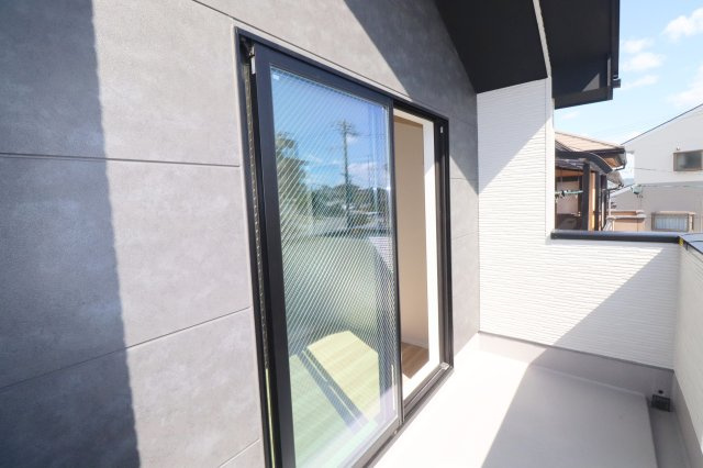 郡山市菜根3丁目　　　  １号棟　　　桜小学校、郡山第3中学区　のバルコニー