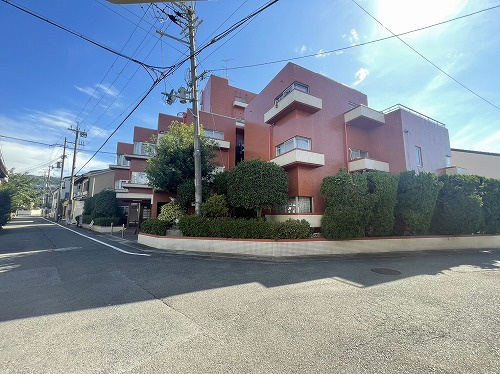 ガーデン一乗寺の外観