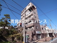 棒やビルの画像