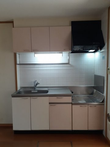 apartment 青木字上安知那