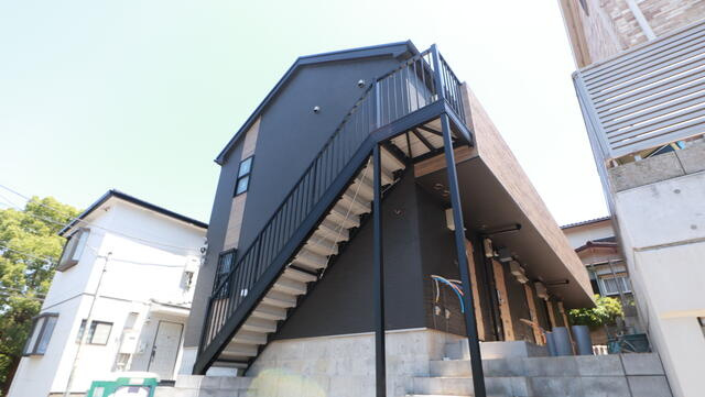 川崎市麻生区高石２丁目のアパート