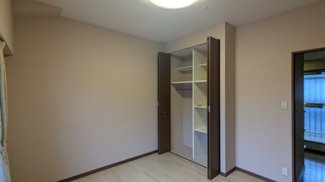 ファミール長良ヶ丘【14階】の洋室