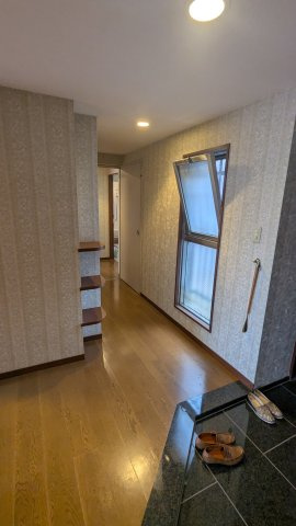 ファミール長良ヶ丘【14階】の玄関