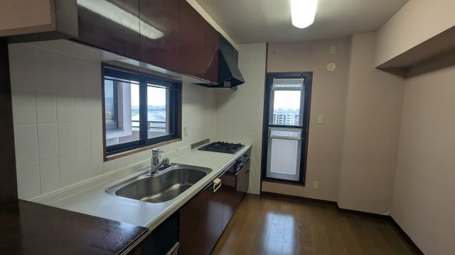 ファミール長良ヶ丘【14階】のキッチン