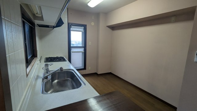 ファミール長良ヶ丘【14階】のキッチン