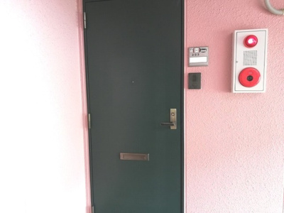 【玄関】 | ピュアコート　(3)参番館